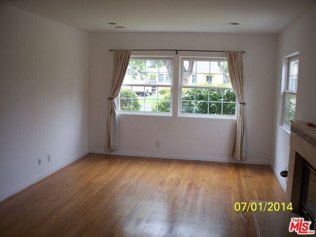 Building Photo - 12566 Woodbine St