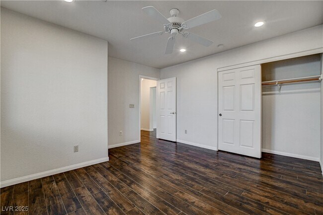 Building Photo - 9405 Mast Dr