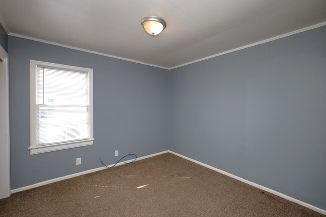 Building Photo - 1716 Charlton St