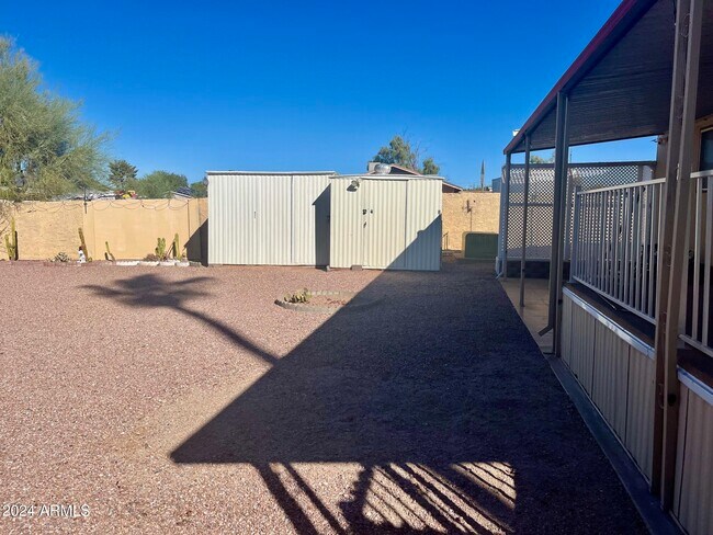 Building Photo - 10220 E Apache Trail