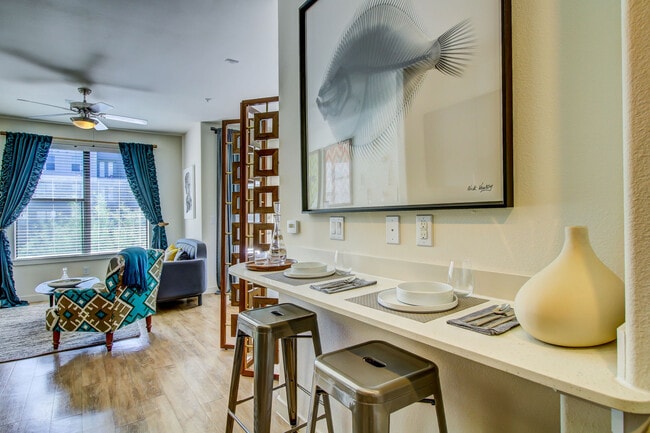 Elan East apartments — community photo - Elan East
