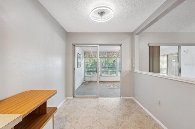 Building Photo - 7522 Heather Walk Dr
