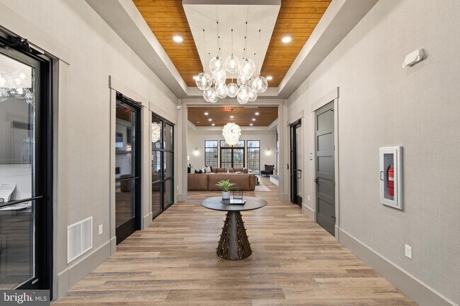 Building Photo - 2305 Hadley Blvd