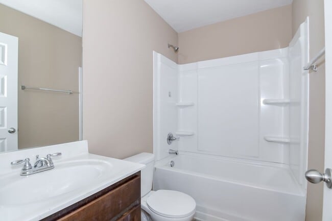 Building Photo - 5403 Hadwin Ct