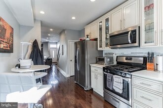 Building Photo - 2653 Jasper St