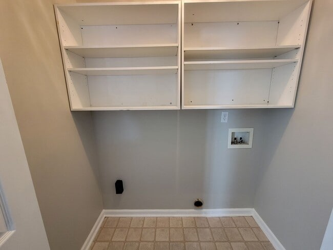 Building Photo - Bay Hill - Columbia County