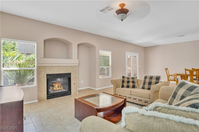 Building Photo - 6031 Lamotte Ave