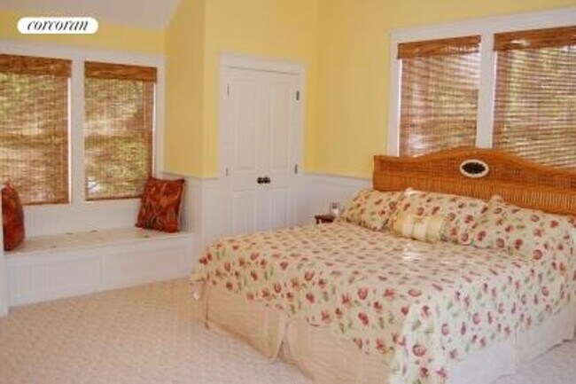 Building Photo - 77 N Midway Rd