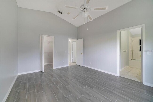 Building Photo - 2152 Rj Cir