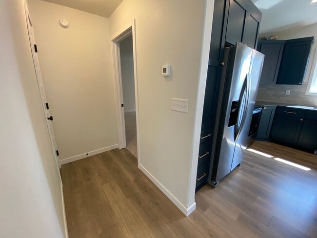 Building Photo - 3 bed, 2.5 bath South Fargo Home For Rent!