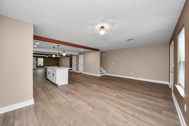 Building Photo - 2430 Dolly Wright St