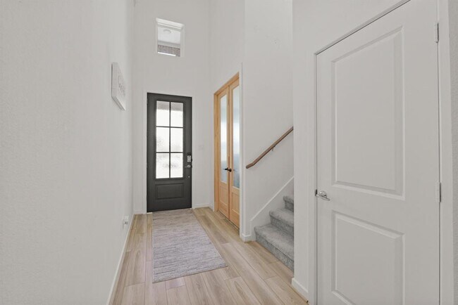 Building Photo - 7619 Rainflower Field Dr