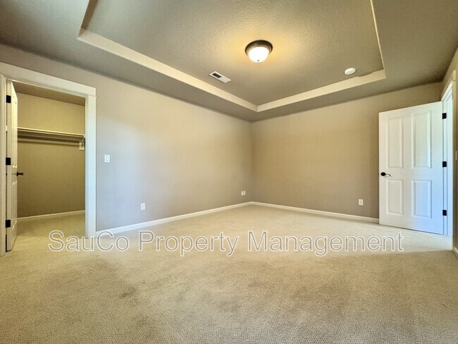 Building Photo - 7182 NE Rockridge Pl