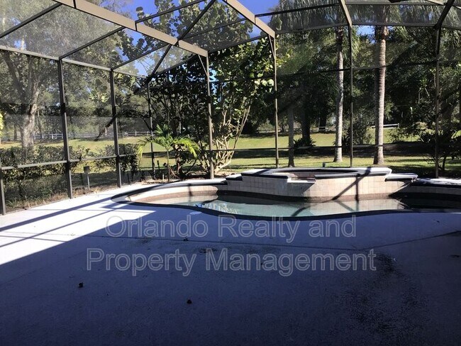 Building Photo - 2533 Ridgewind Way