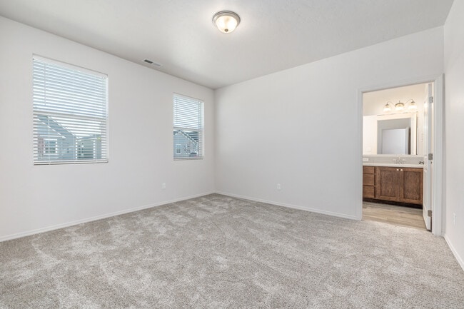 Building Photo - 1889 N W Enterprise St