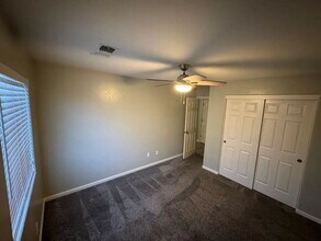 Building Photo - For Rent Beautiful 4-Bedroom Home in Southwest Bakersfield