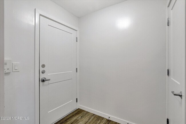 Building Photo - 55 Brighton Ave