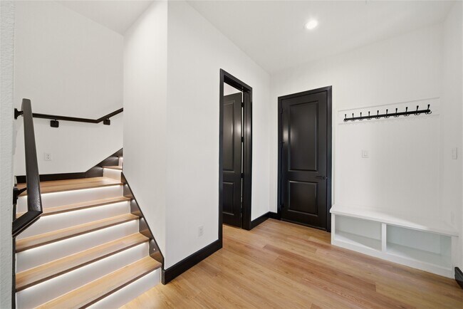 Building Photo - 4439 Gunter St