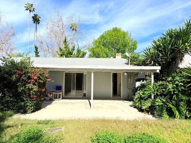 Building Photo - Beautiful Renovated Spacious 4 Bed - 2 Bath Home in West Hills