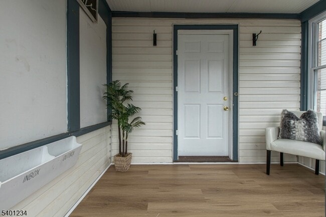 Building Photo - 1442 Highland Ave