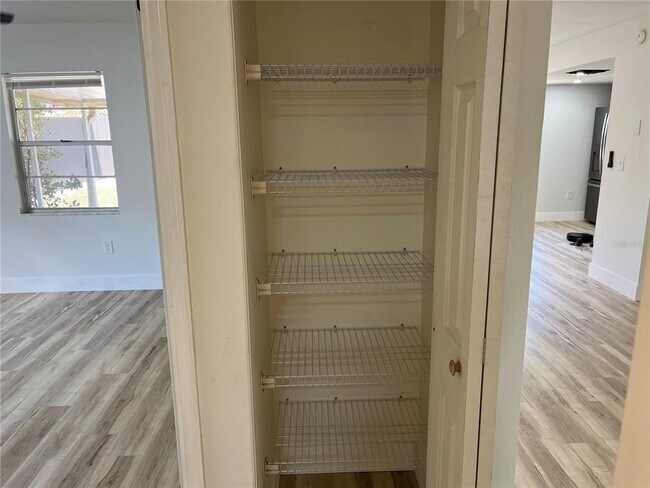Building Photo - 5123 Brookside Ln