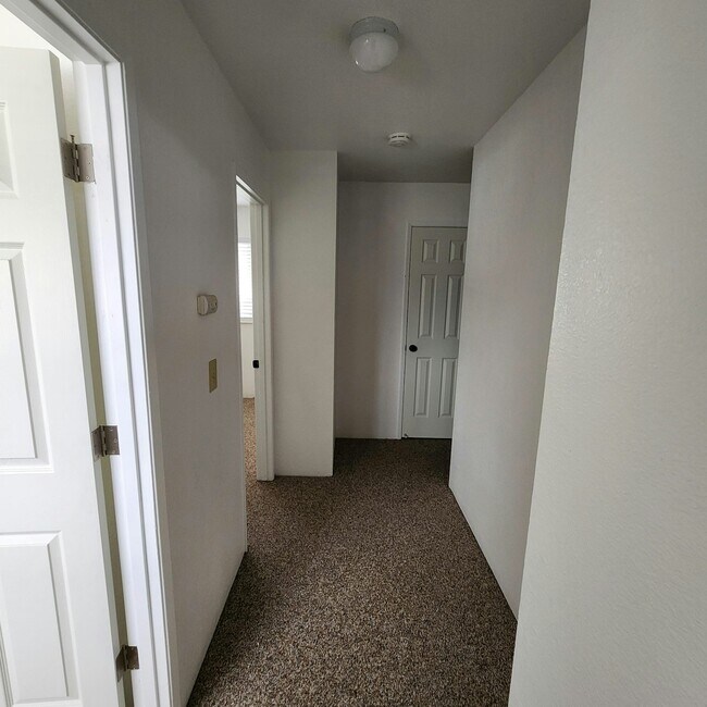 Building Photo - 3896 Rohnerville Rd