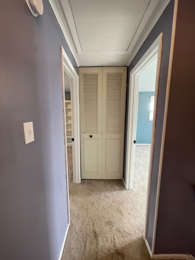 Building Photo - 120 Scottsdale Dr