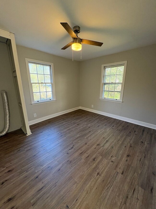 Building Photo - 3 bedroom 3 bath in Spartanburg!!