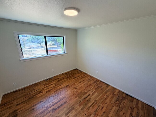 Building Photo - 7175 Webb Dr SE
