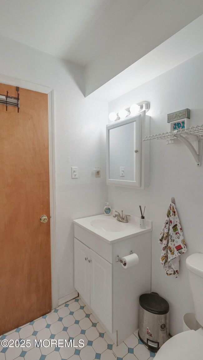 Building Photo - 100 Ocean Ave N