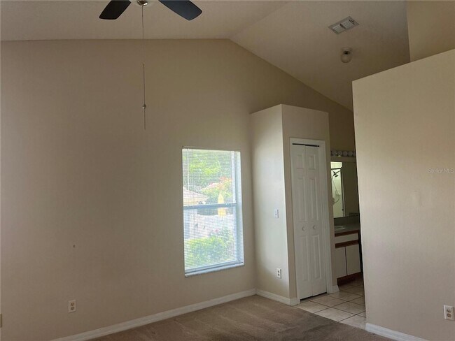 Building Photo - 127 Madrona Dr