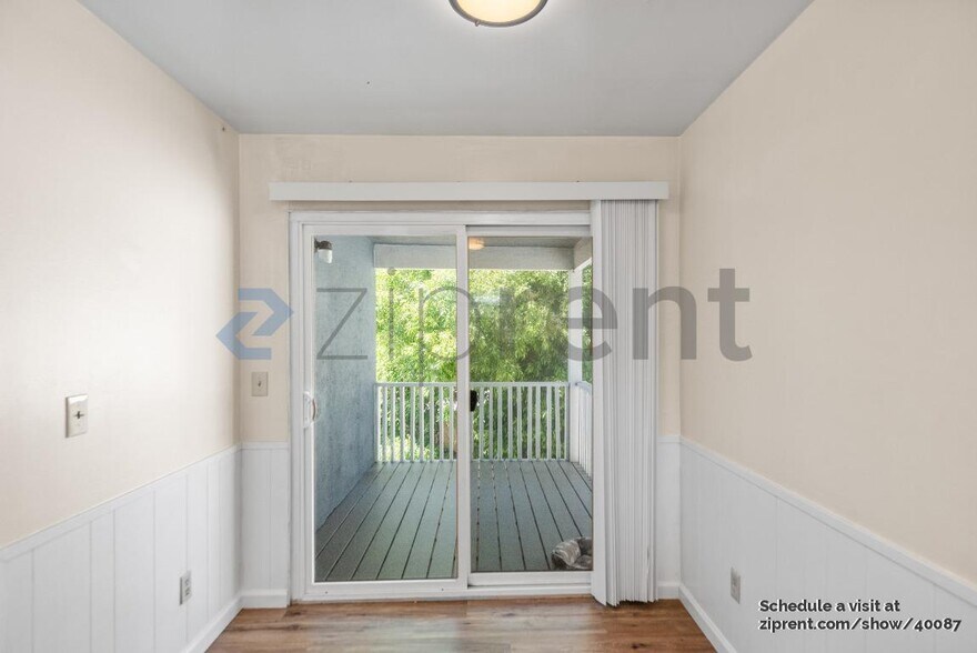 Building Photo - 3809 Buell St