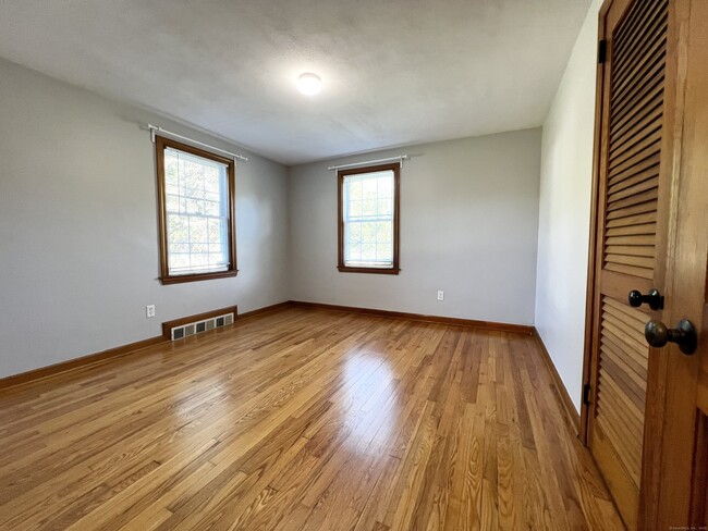 Building Photo - 609 Hunting Hill Ave