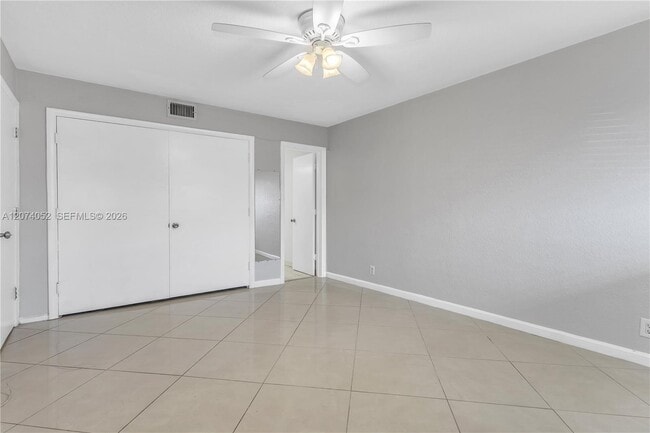 Building Photo - 2175 NE 56th St