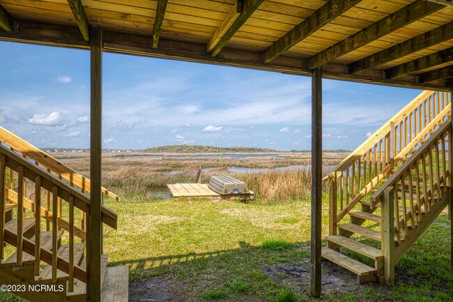 Building Photo - 1883 New River Inlet Rd