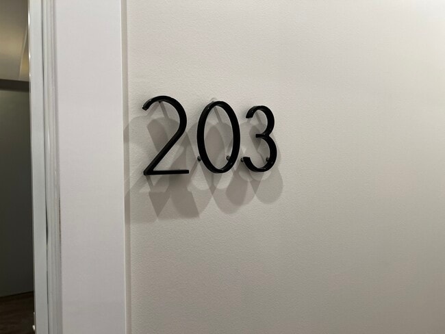 Building Photo - 4819 Main St