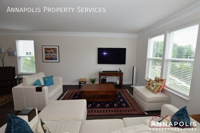 Building Photo - 318 Bright Light Ct