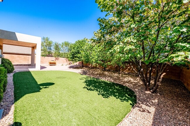 Building Photo - 10532 Coyote Canyon Pl NW