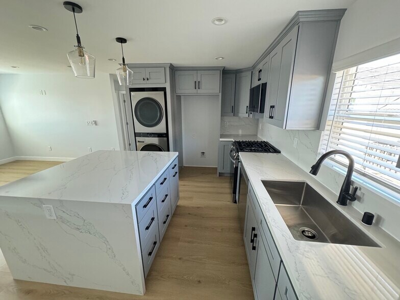 Building Photo - 18509 Burin Ave