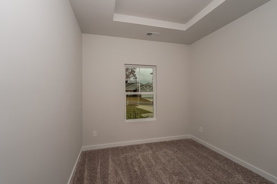 Building Photo - 5413 Cedar Creek Dr