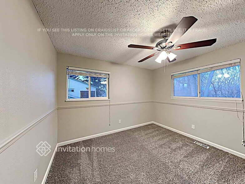 Building Photo - 9270 Osceola St
