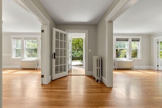 Building Photo - 29 Addington Rd