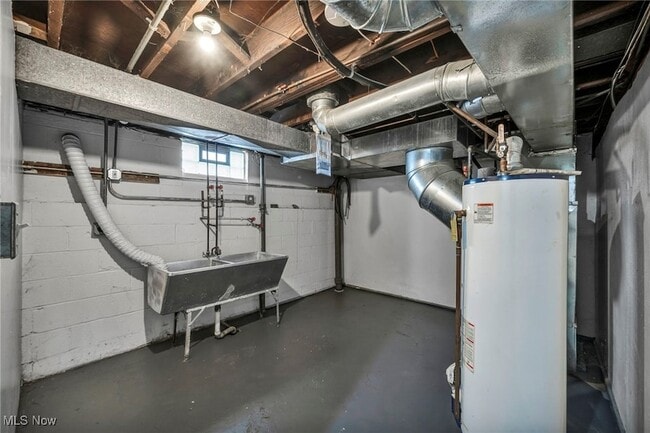 Building Photo - 10213 Dove Ave