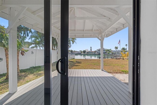 Building Photo - 475 115th Ave