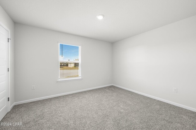 Building Photo - 7202 Madison Sq Dr