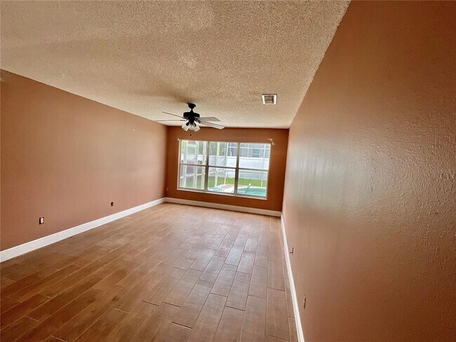 Building Photo - 745 Riggs Cir