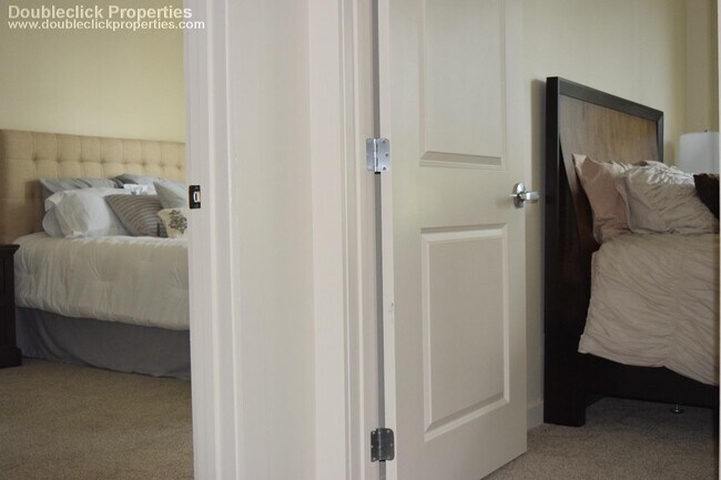 Building Photo - 180 Eastern Ave