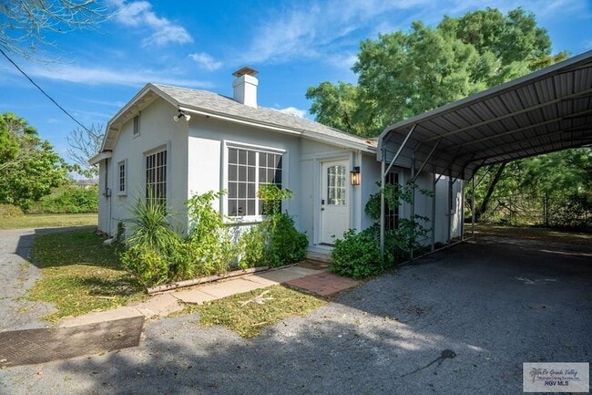 Building Photo - 3495 Boca Chica Blvd