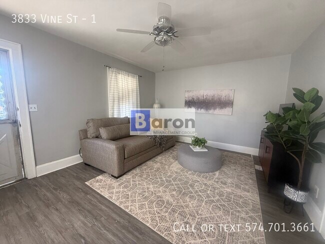 Building Photo - 3833 Vine St