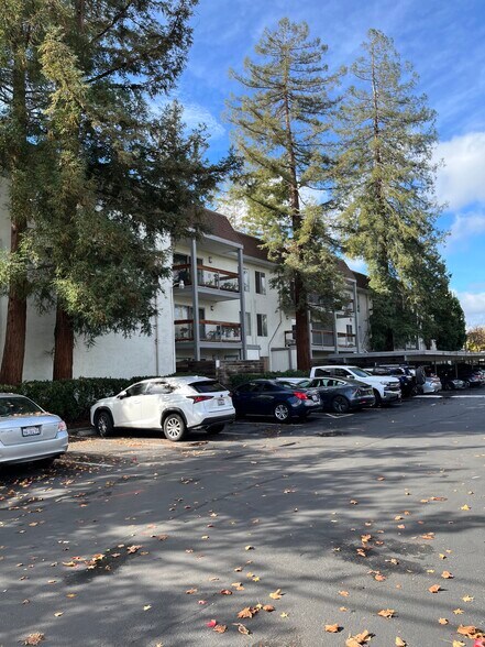 Building Photo - 4081 Clayton Rd